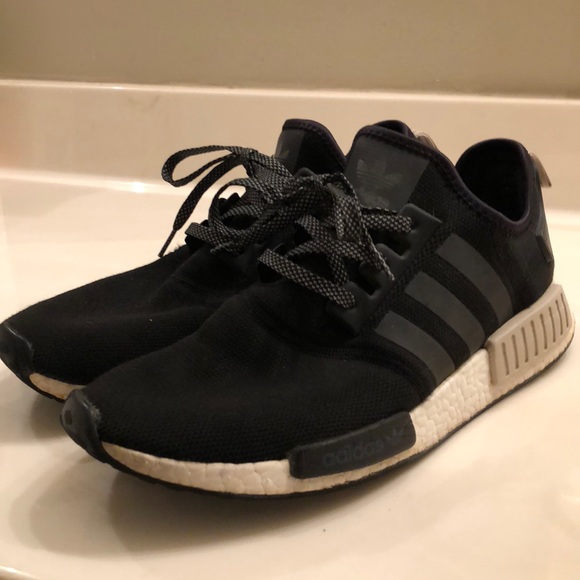 le adidas nmd r1 s76847 nmd poshmark le adidas nmd r1 s76847 nmd poshmark